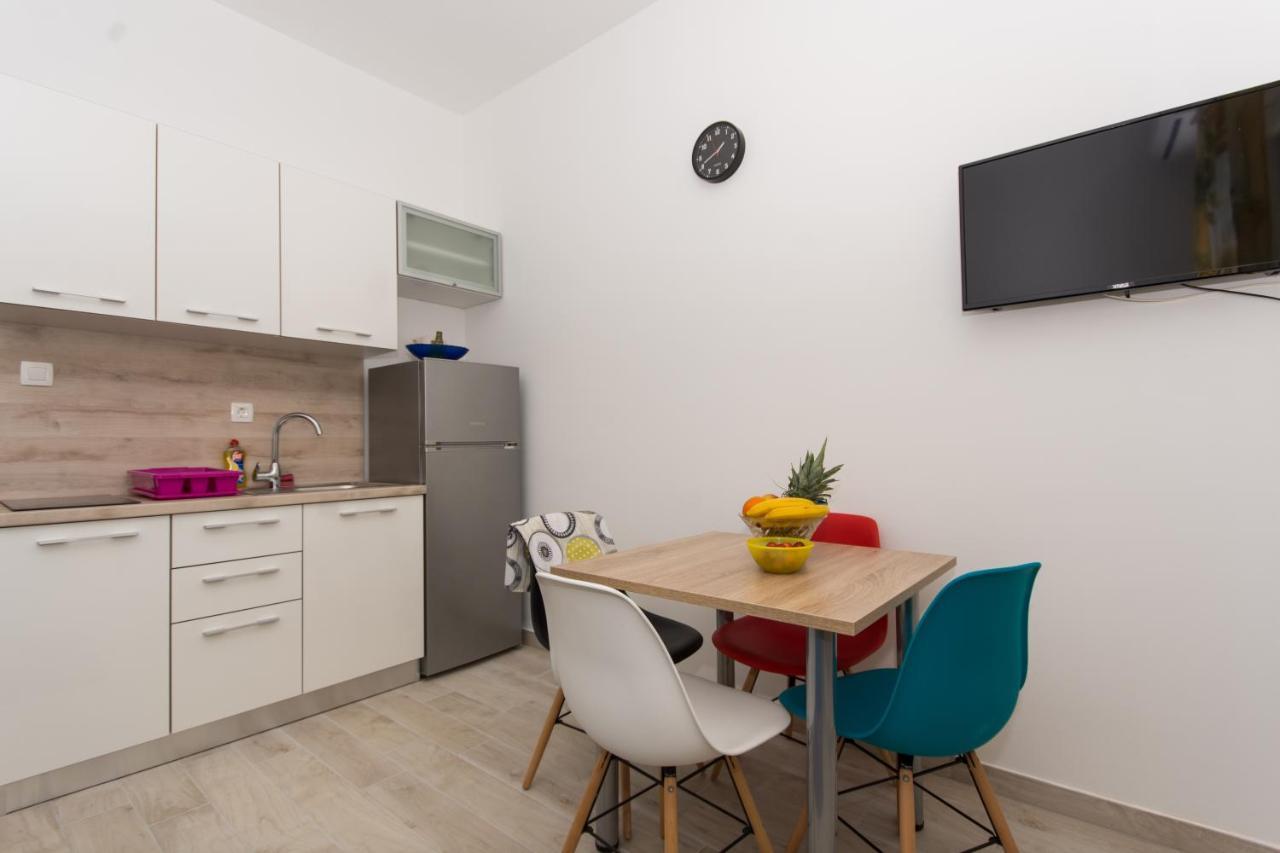 Apartments Ploka Трогир Екстериор снимка