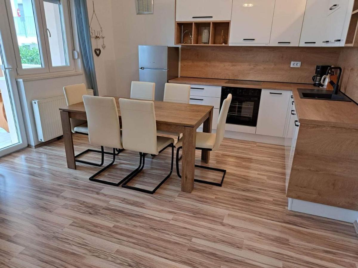 Apartments Ploka Округ Горни Екстериор снимка