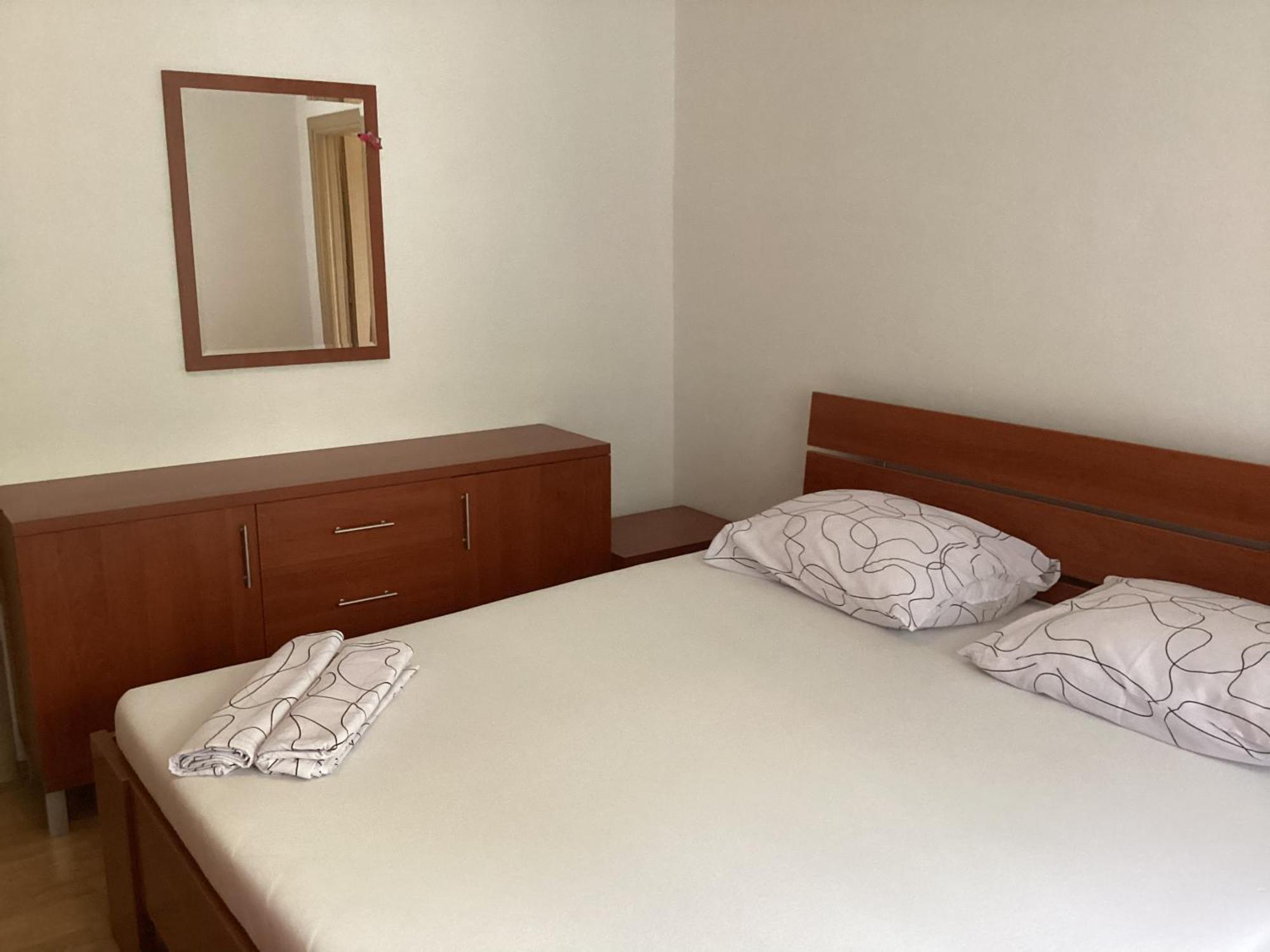 Apartments Ploka Округ Горни Екстериор снимка