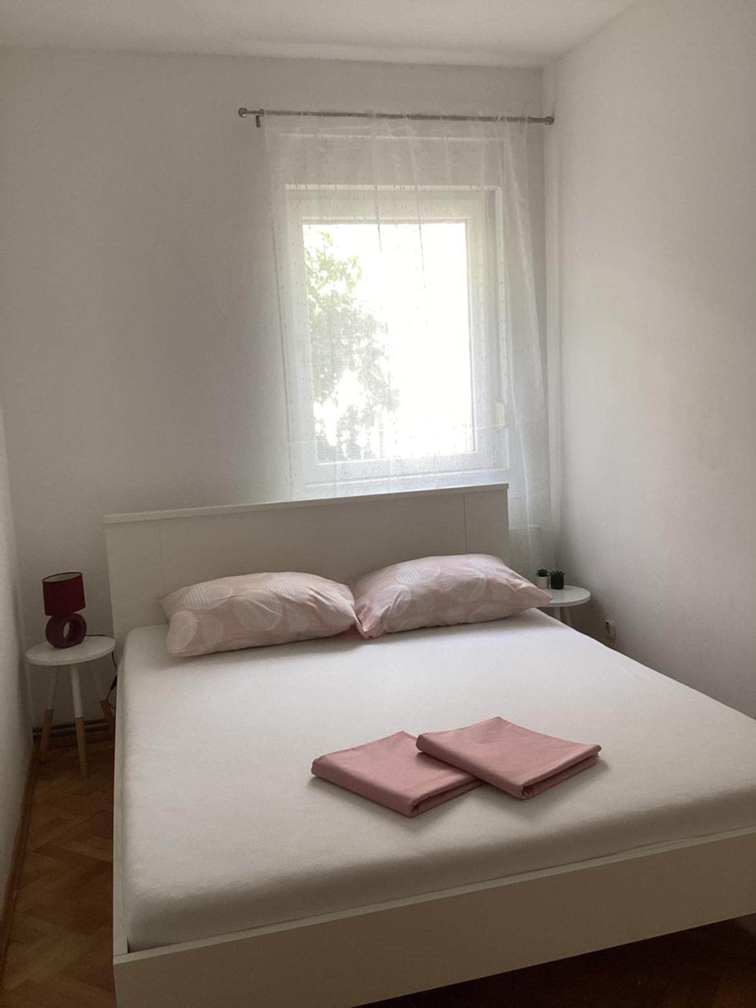 Apartments Ploka Округ Горни Екстериор снимка